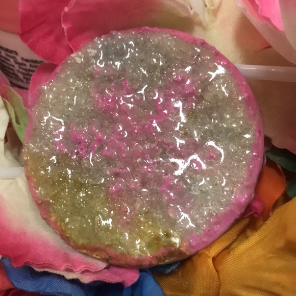 💕🤍Brooch🤍💕 - Picture 14 of 17